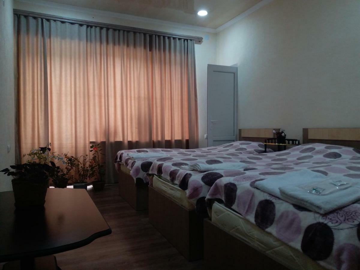 Areni Tavern-B&B Екстер'єр фото